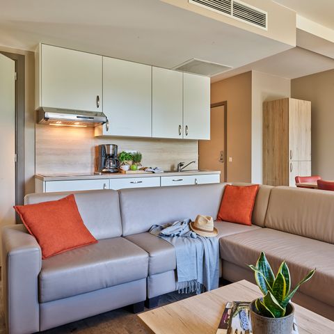 APARTMENT 8 people - Spacious suite