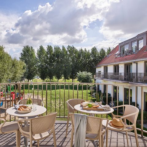 APARTMENT 8 people - Spacious suite