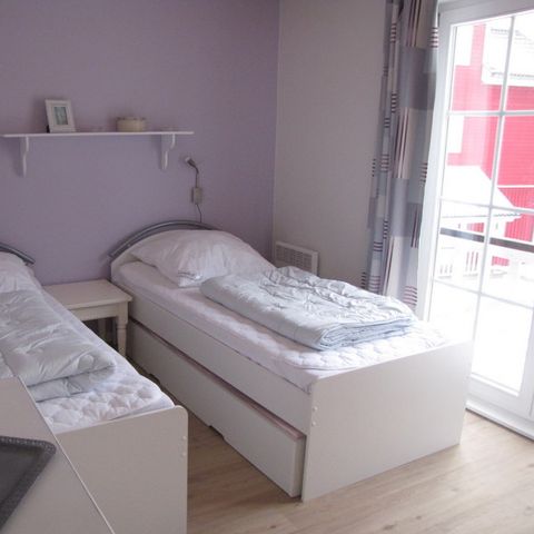 HOUSE 6 people - F Muschel