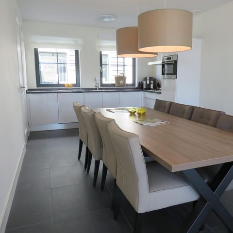 Apartment 8 persons - South Sea
