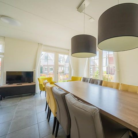 BUNGALOW 8 people - Play tower