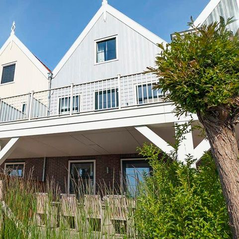 APARTMENT 8 people - Markermeer