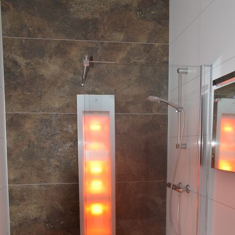 HOUSE 4 people - Biebosch - Sunshower