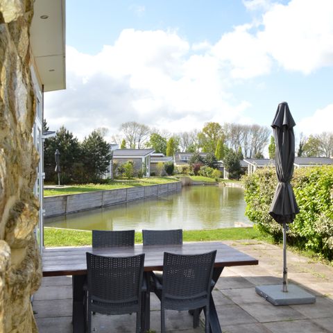 HOUSE 4 people - Biebosch - Sunshower