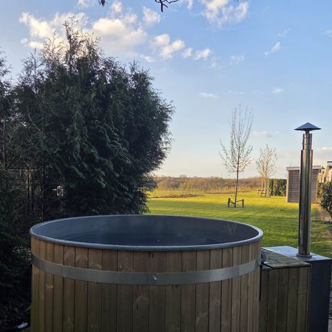Chalet 6 persons - Ravenbosch - Atmosphere fireplace and hot tub
