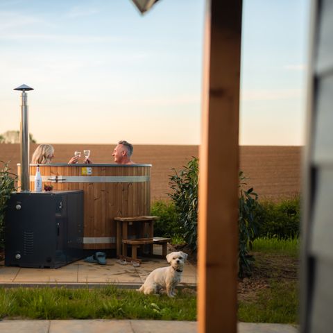 Tiny house 4 persons - Mountain Lodge - Hot tub