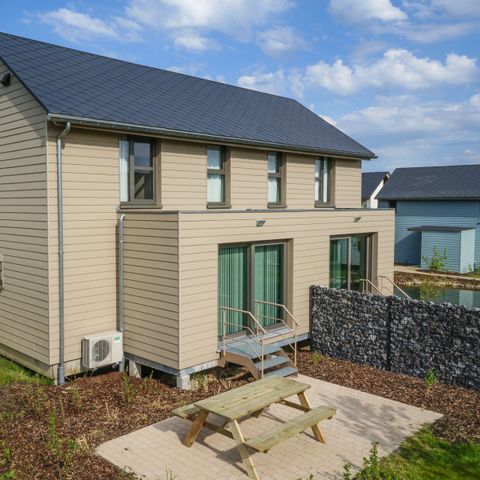 House 4 persons