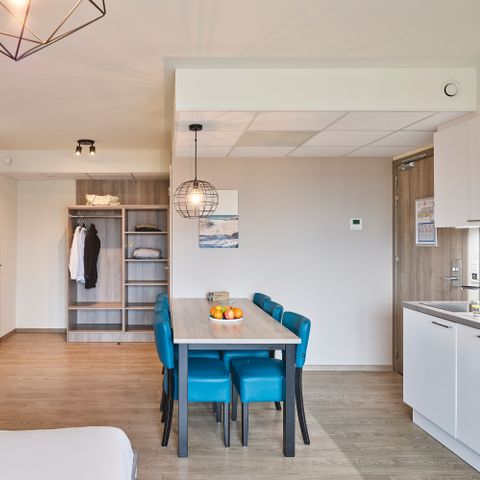 APARTMENT 6 people - Spacious suite