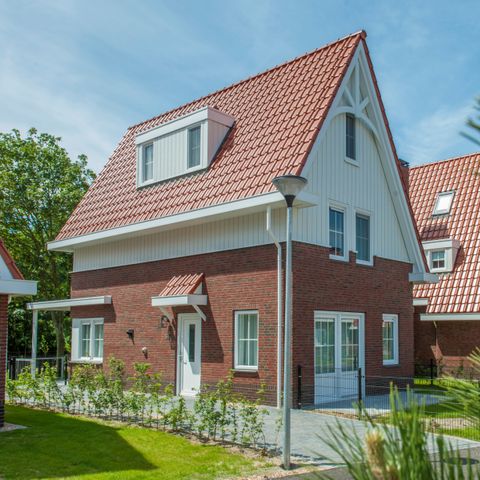 Villa 8 persons - De With Luxe