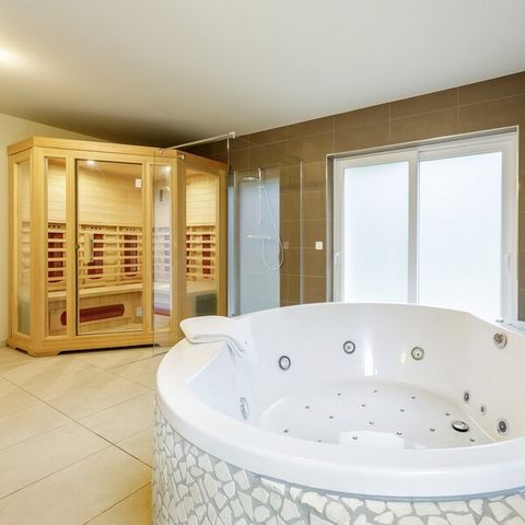 BUNGALOW 8 people - VIP AR1224