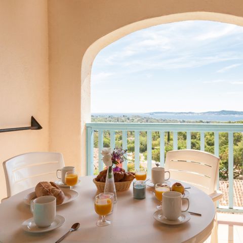 APARTMENT 4 people - - 1 bedroom - Terrace or balcony - Sea view