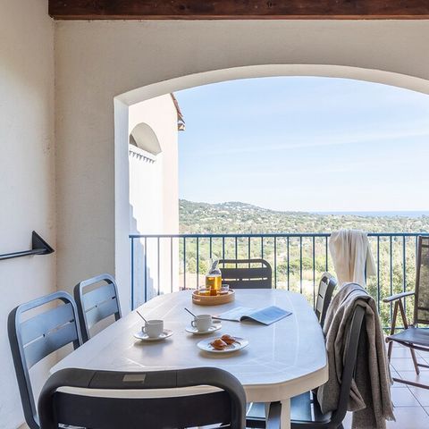 Apartment 6 persons - Flat for 6 people-1 bedroom+1 sleeping area-Terrace or balcony-Sea view-Climatised