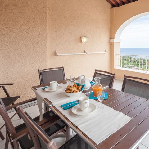 APARTMENT 7 people - - 1 bedroom + 1 sleeping alcove - Terrace - Sea view