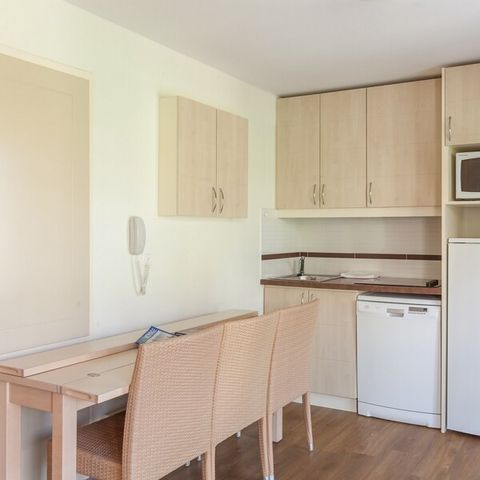 APARTMENT 6 people - 1 bedroom + 1 sleeping area - Terrace