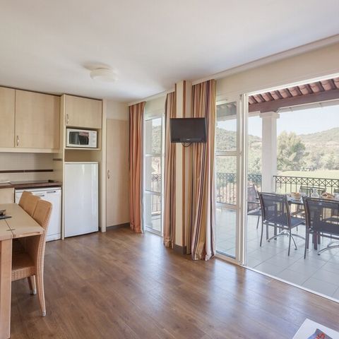 APARTMENT 6 people - 1 bedroom + 1 sleeping area - Terrace
