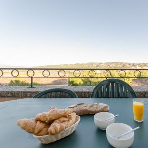 Apartment 5 persons - Flat 5 people - 1 bedroom - Balcony (PO25)