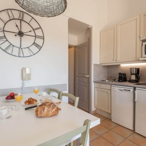 Apartment 5 persons - Flat 5 people - 1 bedroom - Balcony - Quartier du Lac (PO25P)