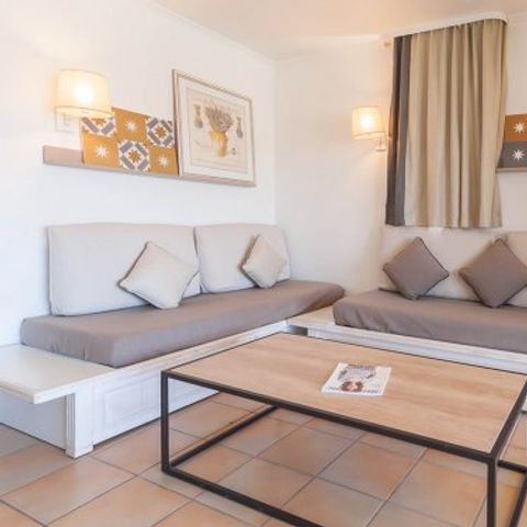 Apartment 7 persons - Flat 7 people - 1 bedroom + 1 sleeping area - Balcony - Quartier du Lac (POL27P)