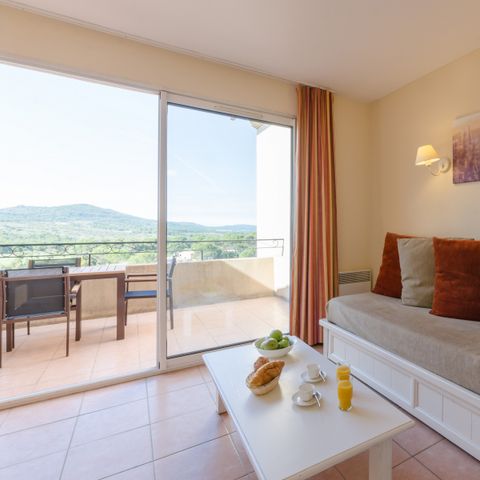 APARTMENT 4 people - - 1 bedroom - Balcony - Lake District