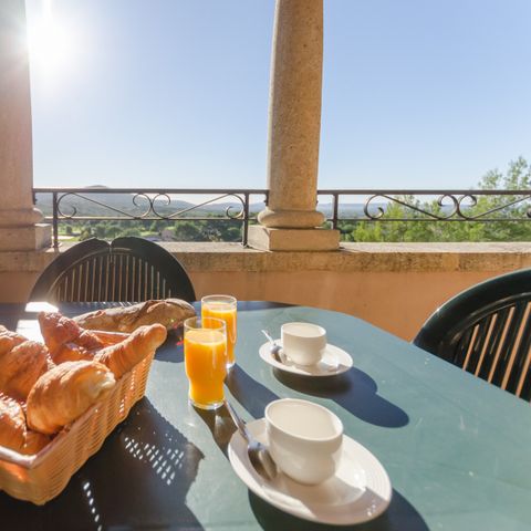 Apartment 6 persons - - 1 bedroom + 1 sleeping alcove - Balcony