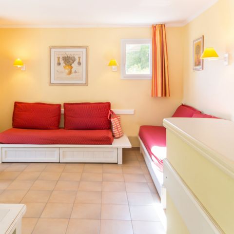 APARTMENT 7 people - - 1 bedroom + 1 sleeping alcove - Balcony