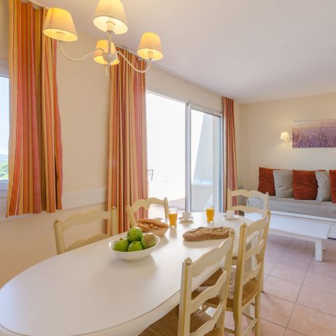 Apartment 6 persons - - 1 bedroom + 1 sleeping alcove - Balcony - Lake District