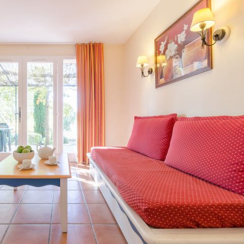 Apartment 8 persons - - 2 bedrooms + 1 sleeping alcove - Balcony