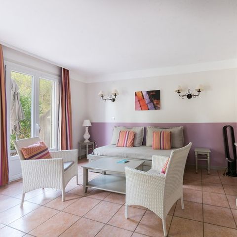 House 8 persons - - 2 bedrooms + 1 sleeping alcove - Duplex - Garden - Taillades district