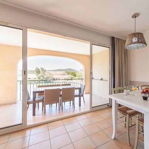 Apartment 6 persons - - 1 bedroom + 1 sleeping alcove - Balcony - Lake District