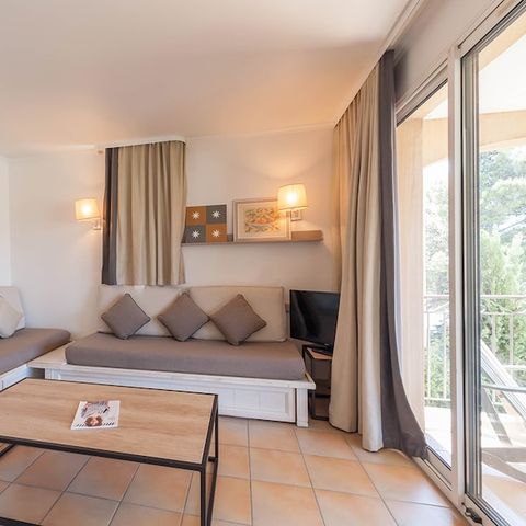 Apartment 6 persons - - 1 bedroom + 1 sleeping alcove - Balcony - Lake District