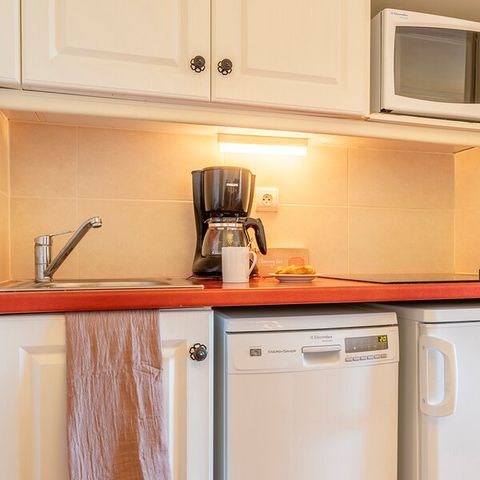 Apartment 5 persons - 1 BEDROOM - TERRACE OR BALCONY