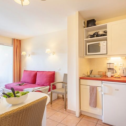 Apartment 6 persons - 1 BEDROOM + 1 SLEEPING AREA - TERRACE OR BALCONY
