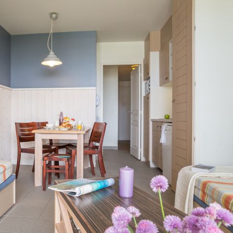 APARTMENT 4 people - - 1 bedroom - Sea view