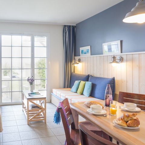 APARTMENT 6 people - - 1 bedroom + 1 sleeping alcove