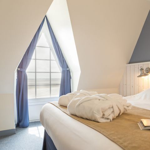 APARTMENT 6 people - - 1 bedroom + 1 sleeping alcove