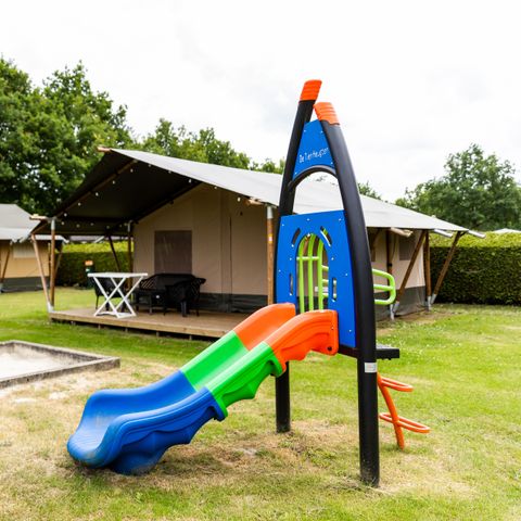 CANVAS AND WOOD TENT 6 people