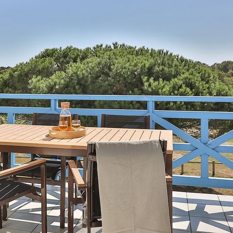 Apartment 6 persons - - 1 bedrooms + 1 sleeping alcove - Terrace or balcony - Village de Golf district