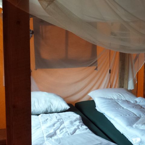 CANVAS AND WOOD TENT 6 people - Safari tent