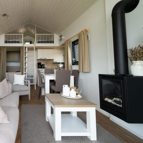 UNUSUAL ACCOMMODATION 4 people - Tiny Lodge 2+2