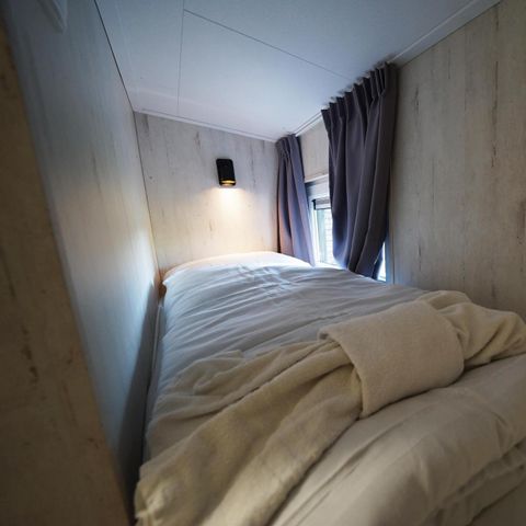 UNUSUAL ACCOMMODATION 4 people