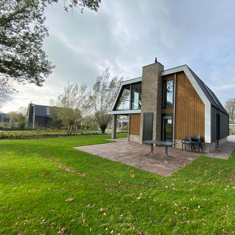 VILLA 8 people - Dijkvilla Wellness