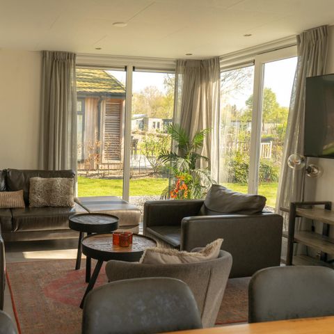 Group accommodation 10 persons - Forest Villa