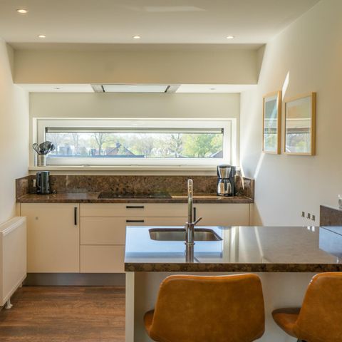 HOUSE 12 people - Embankment villa