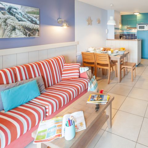 APARTMENT 4 people - - 1 bedroom - Terrace or balcony - Open sea view - Seafront