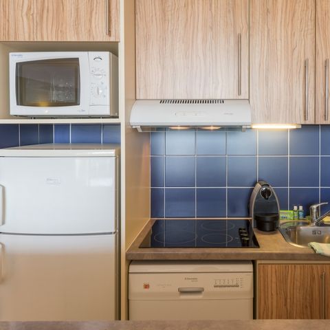APARTMENT 6 people - - 1 bedroom + 1 sleeping alcove - Terrace - Air conditioned