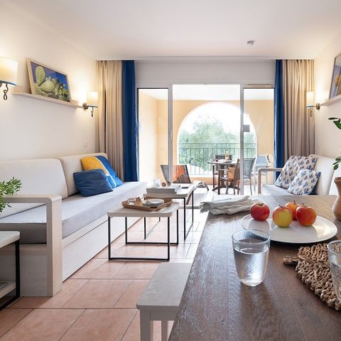 APARTMENT 4 people - (max. 3 adults) Standard