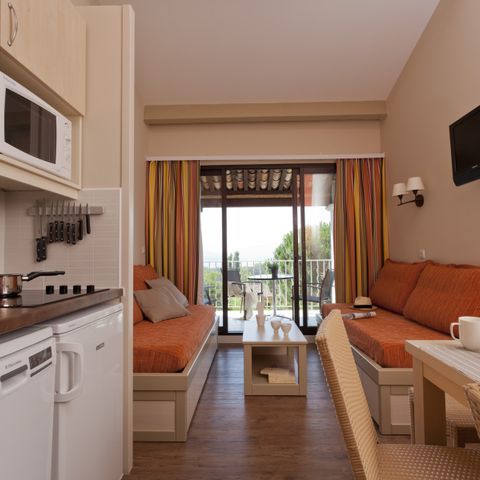 APARTMENT 4 people - - 1 bedroom