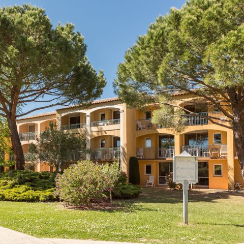 Pierre & Vacances Premium Résidence Les Rives de Cannes - Mandelieu - Camping Alpes-Maritimes - Image N°3