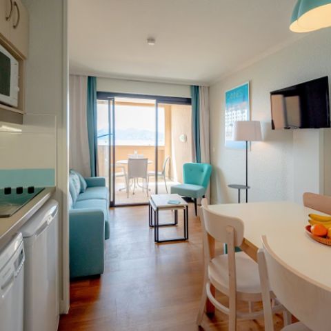 Studio 4 persons - 1 sleeping - Alcove - Air-conditioned - Terrace or balcony - Sea view