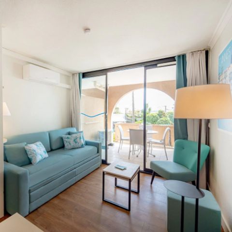 APARTMENT 4 people - - 1 bedroom - Air-conditioned - Terrace or balcony